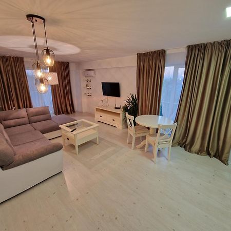 Wizz Pilot Residence Otopeni Kültér fotó